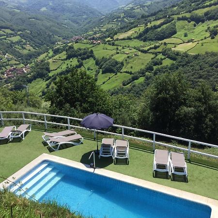 La Aldea Sonada Hotel Oviedo Luaran gambar