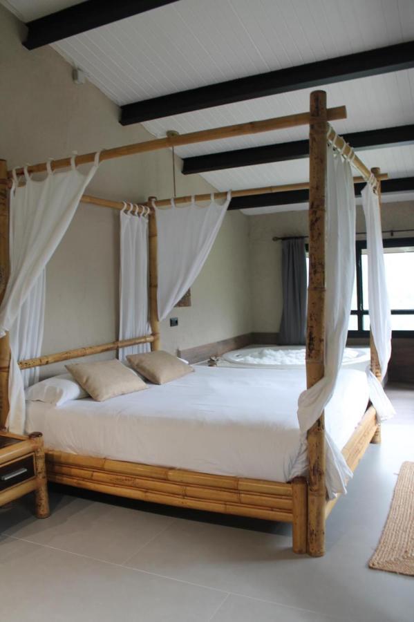 La Aldea Sonada Hotel Oviedo Luaran gambar