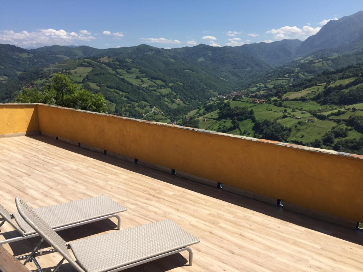 La Aldea Sonada Hotel Oviedo Luaran gambar
