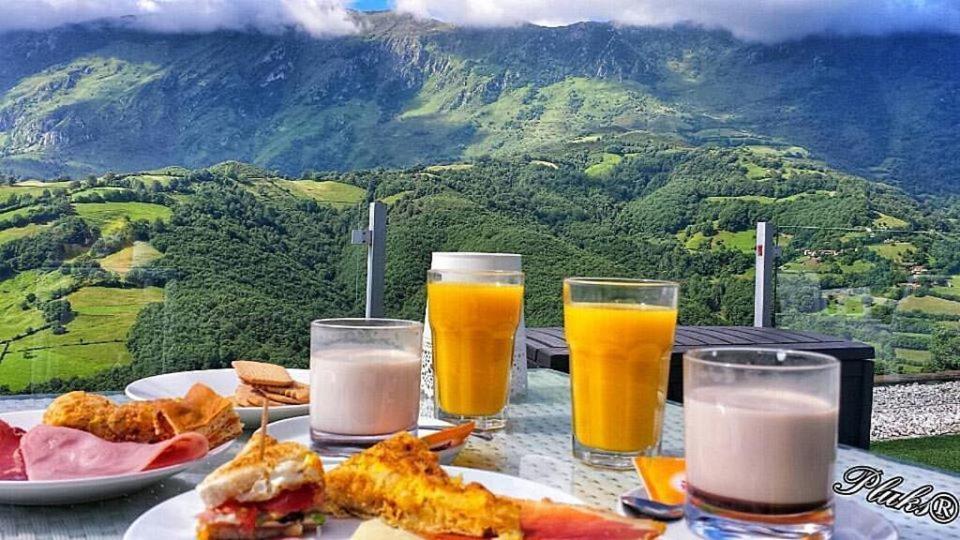 La Aldea Sonada Hotel Oviedo Luaran gambar
