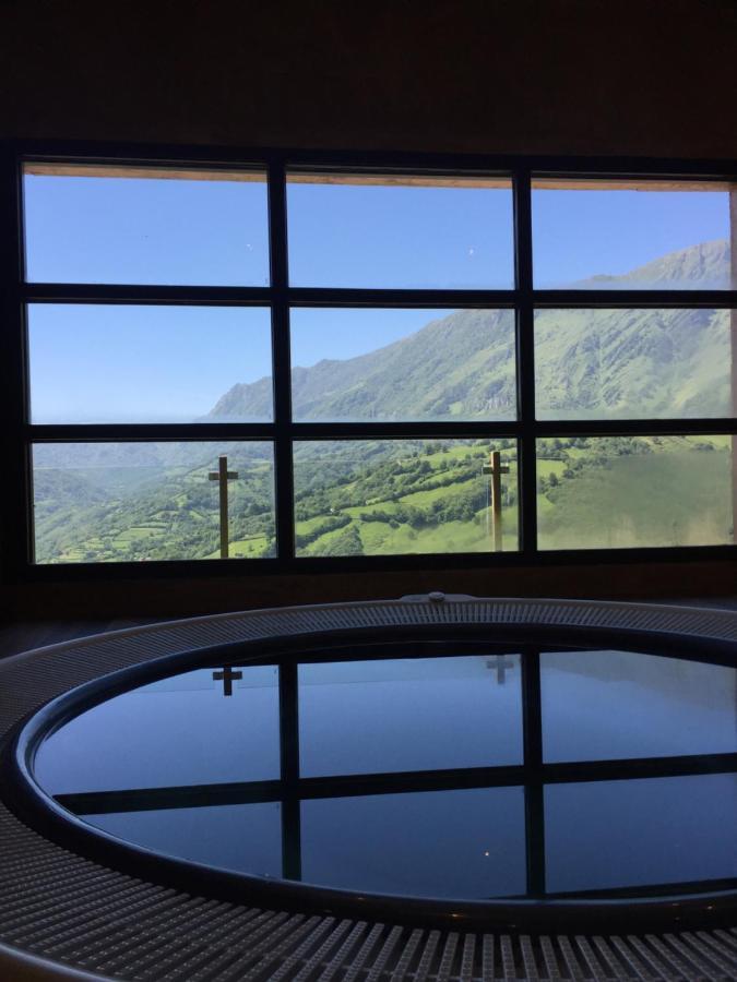 La Aldea Sonada Hotel Oviedo Luaran gambar
